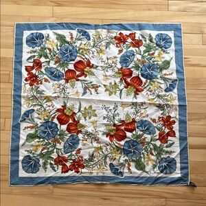 JIM THOMPSON Thai silk floral scarf, brand seen on White Lotus